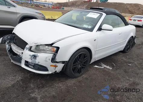 2009 Audi A4 2.0T Special Edition z USA, uszkodzony, nr VIN WAUDF48H29K011114